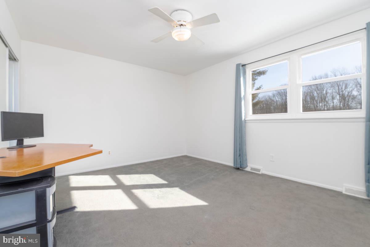 JARRETTSVILLE - Residential