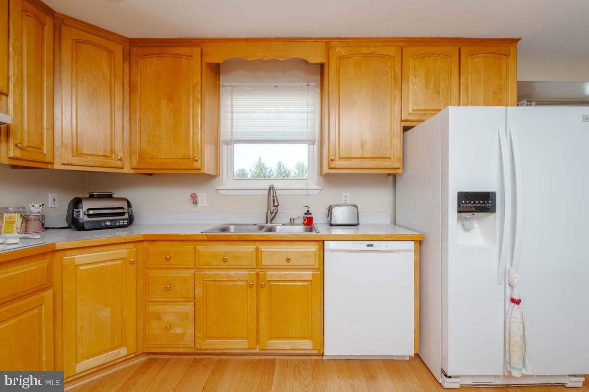 JARRETTSVILLE - Residential