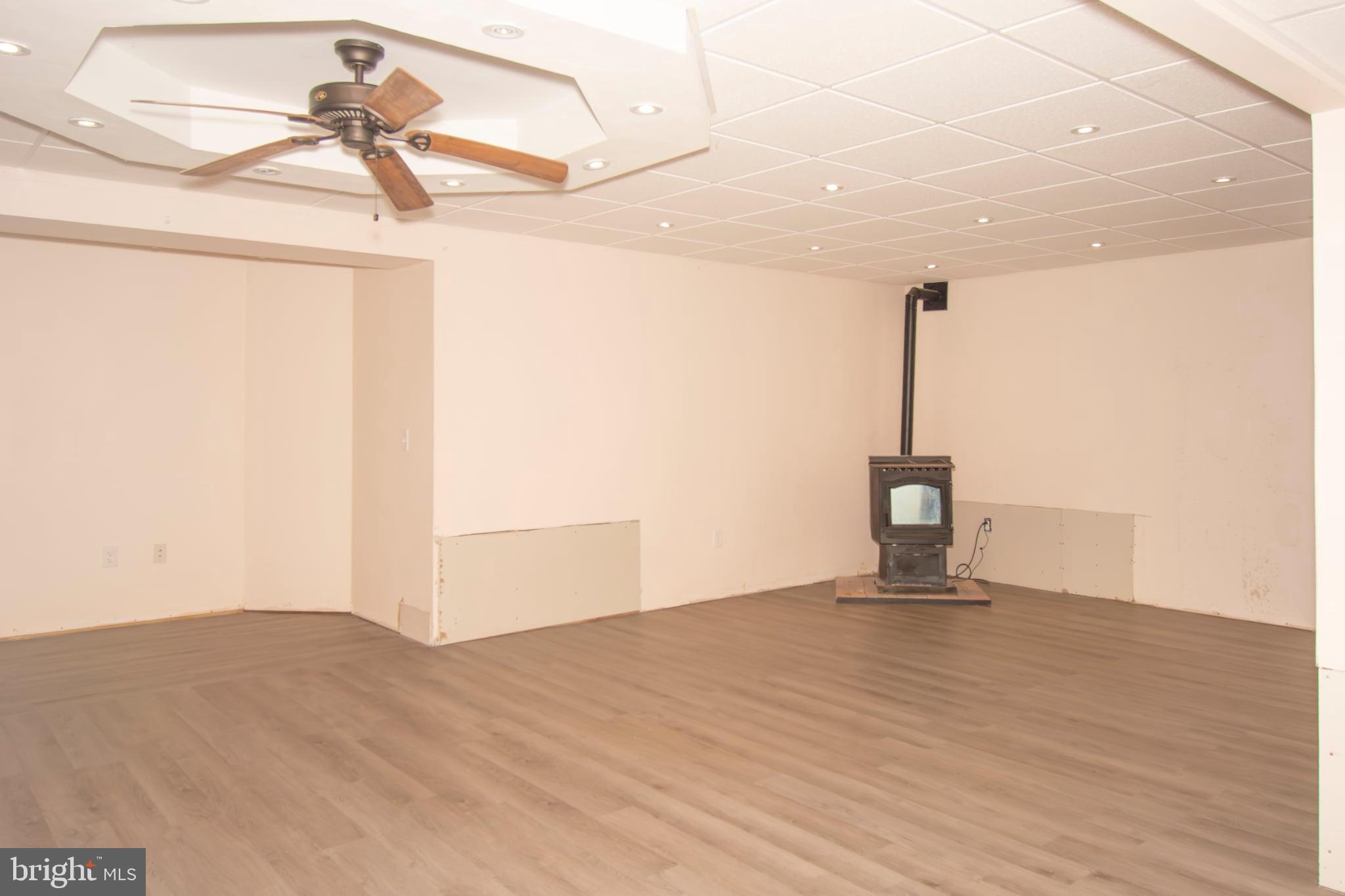 CANAL ESTATES - Residential