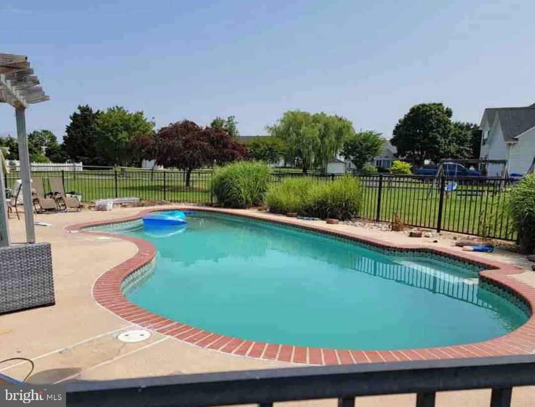 CANAL ESTATES - Residential