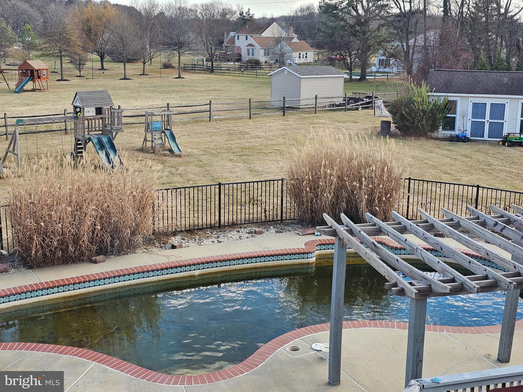 CANAL ESTATES - Residential