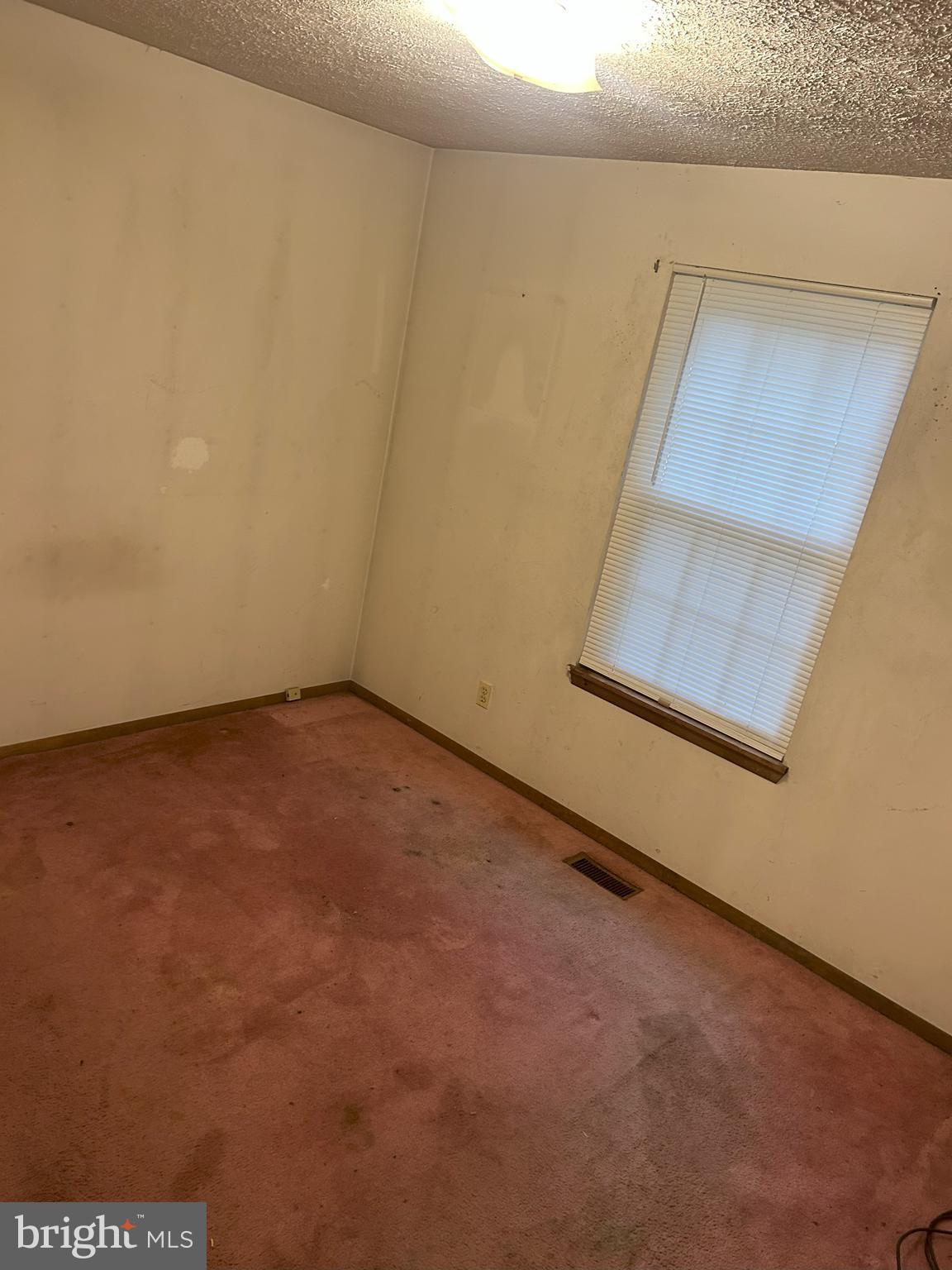 WHITE SANDS - Residential