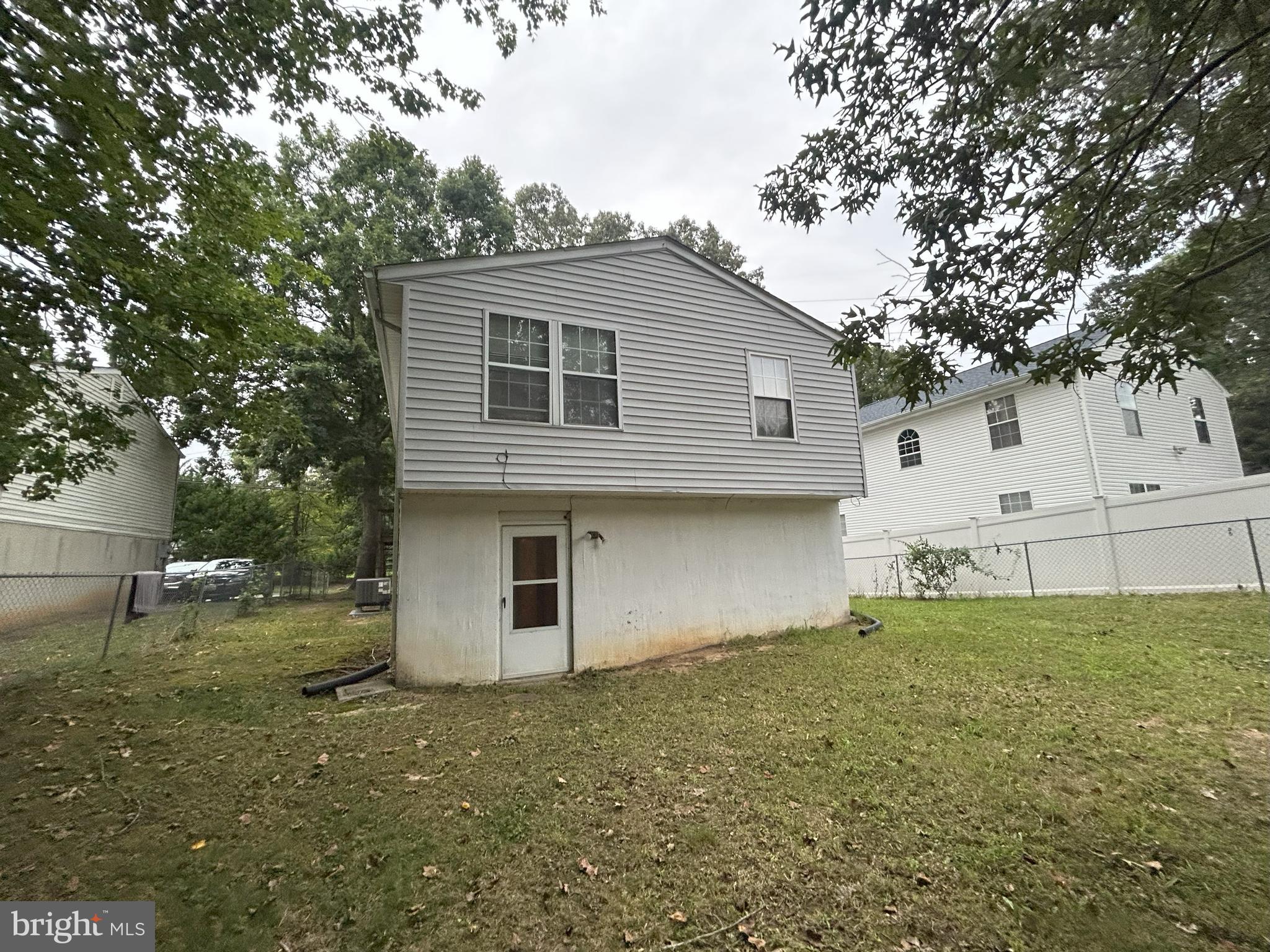 WHITE SANDS - Residential