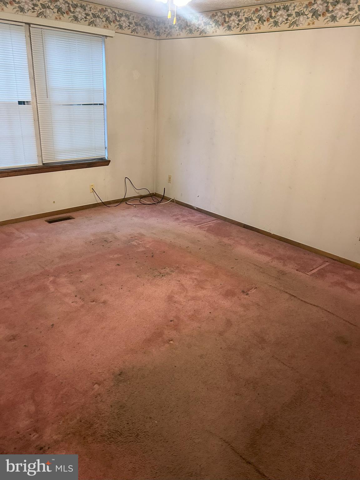 WHITE SANDS - Residential