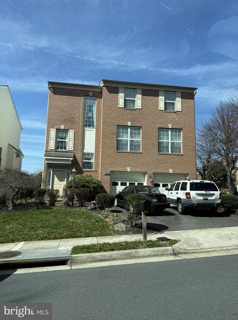 Photo of 8928 Garden Gate Drive, FAIRFAX, VA 22031 (MLS # VAFX2332442)