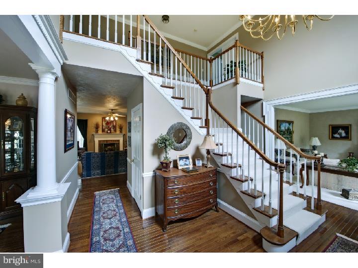 HIDDEN LAKE - Residential