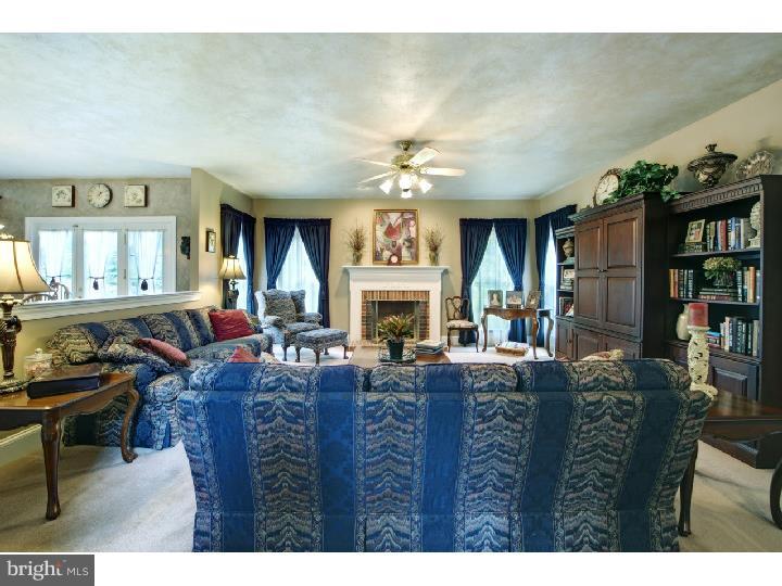 HIDDEN LAKE - Residential