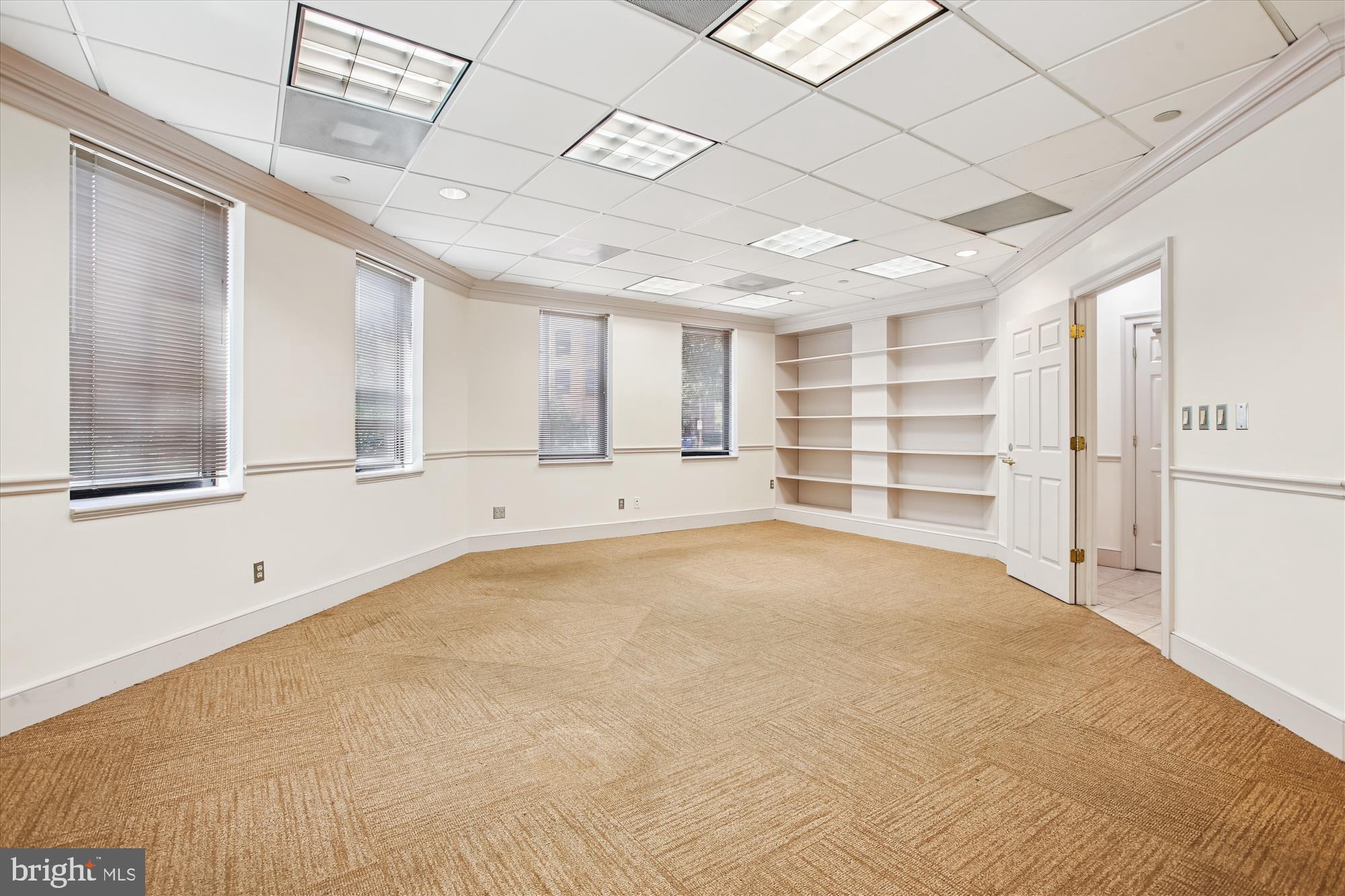 OLD TOWN ALEXANDRIA - Commercial Lease