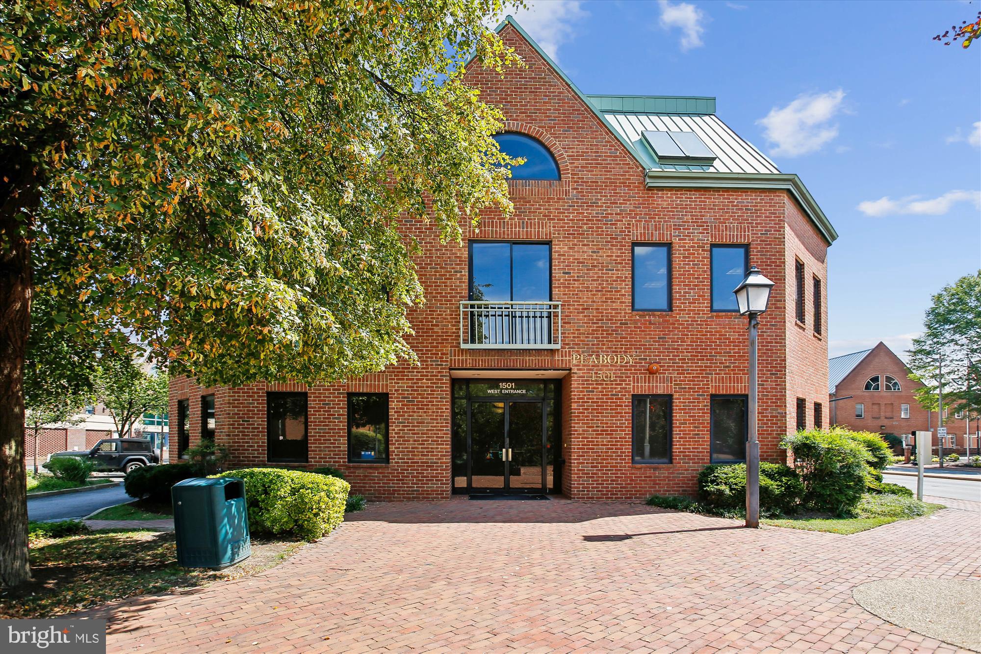 OLD TOWN ALEXANDRIA - Commercial Lease