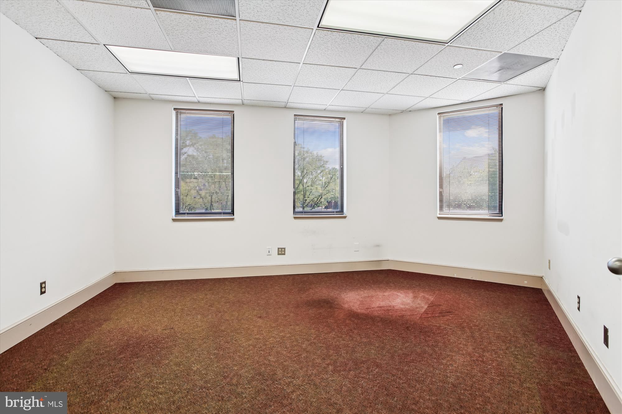 OLD TOWN ALEXANDRIA - Commercial Lease