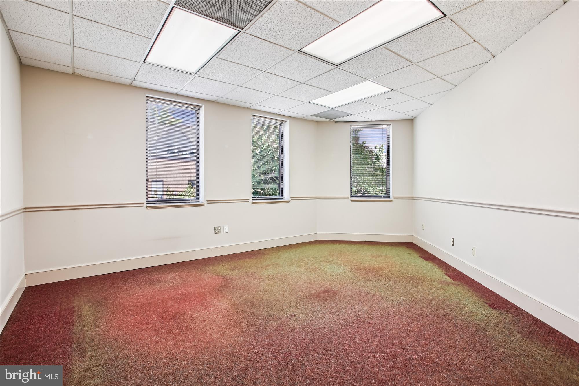 OLD TOWN ALEXANDRIA - Commercial Lease