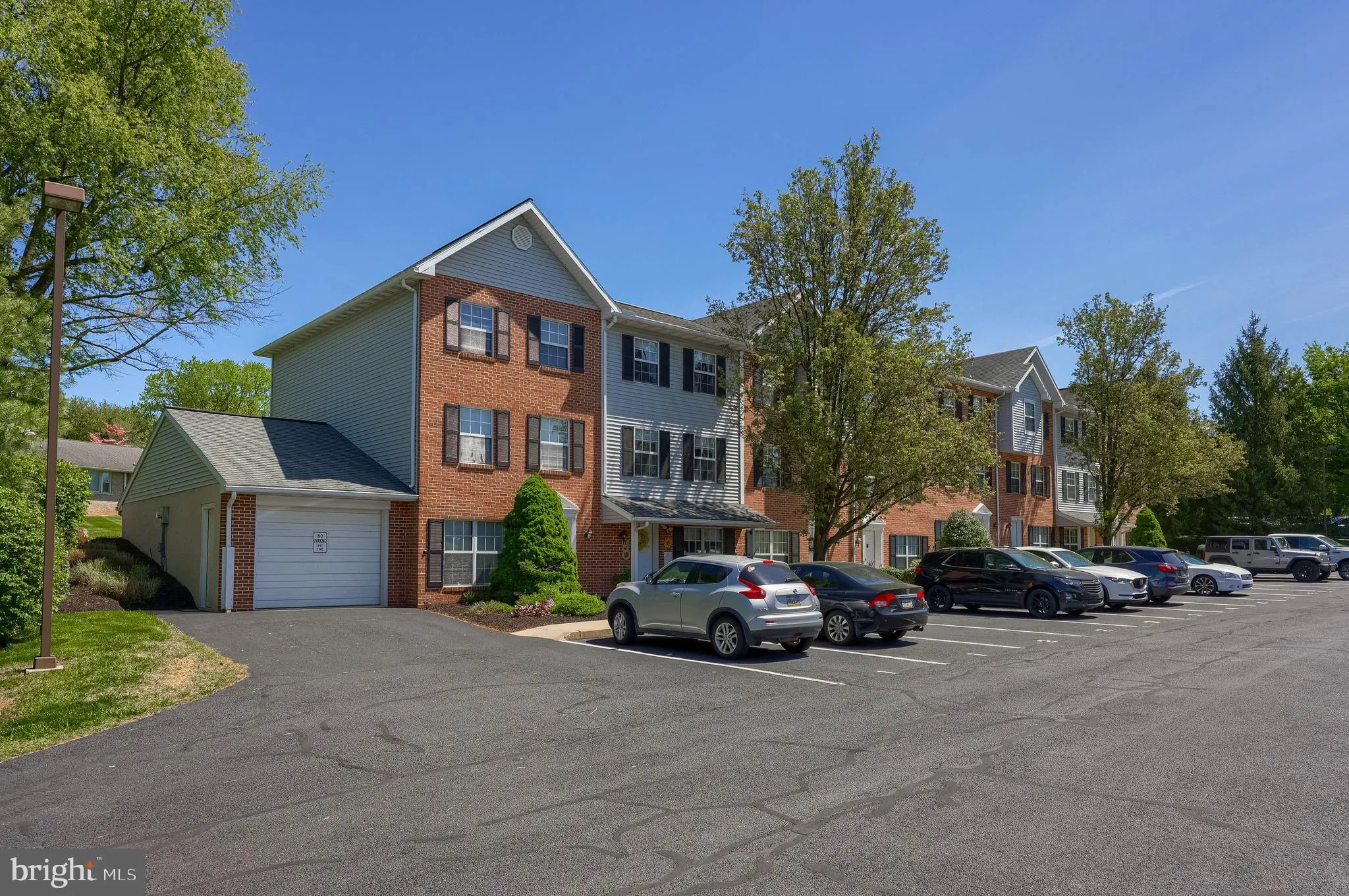 Lancaster, Pennsylvania 17603, United States, ,Commercial,Active,121610