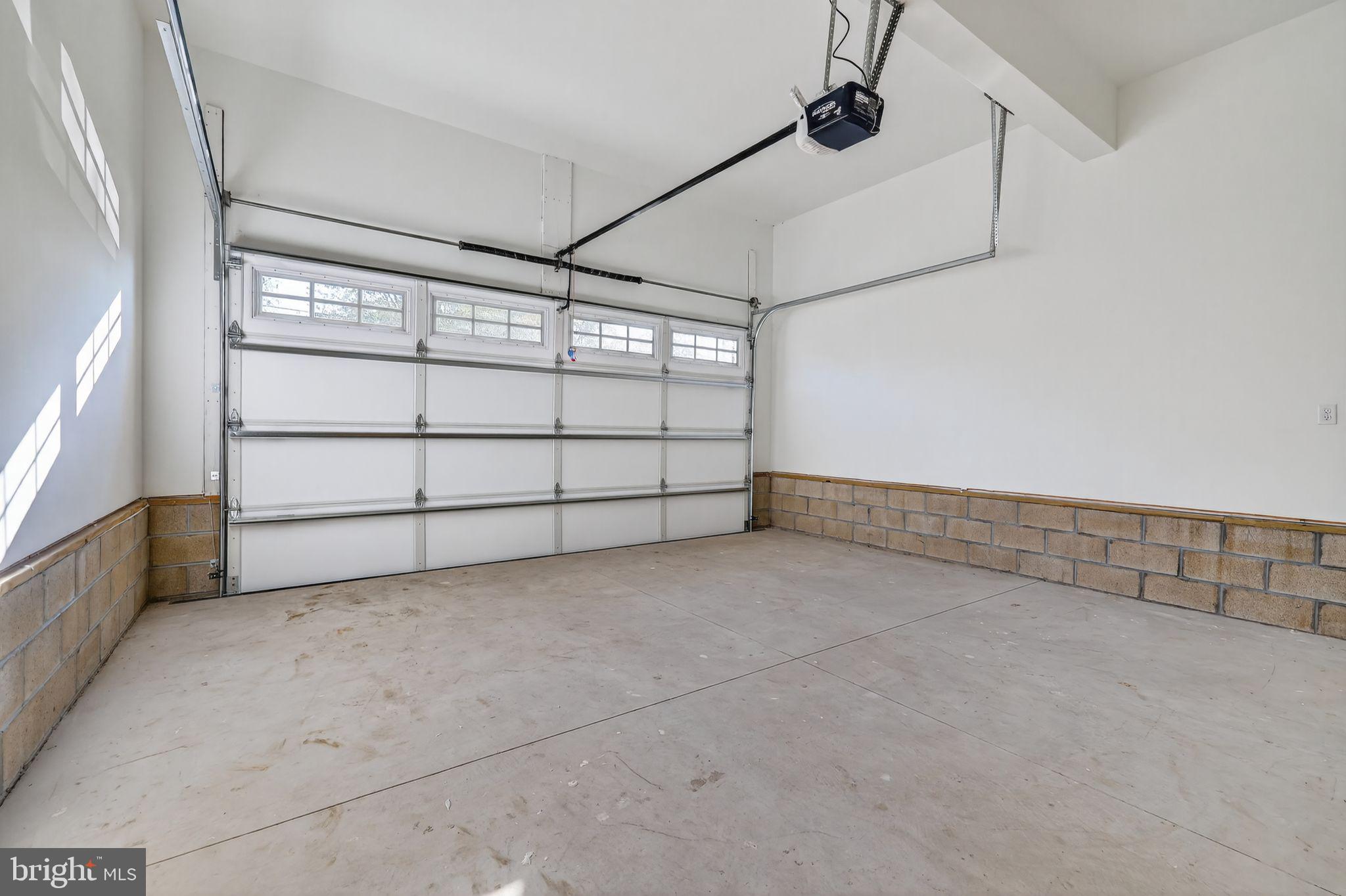 QUINN'S LANDING - Residential