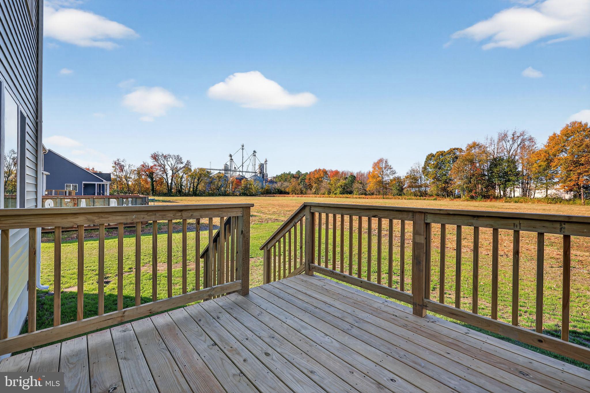 QUINN'S LANDING - Residential