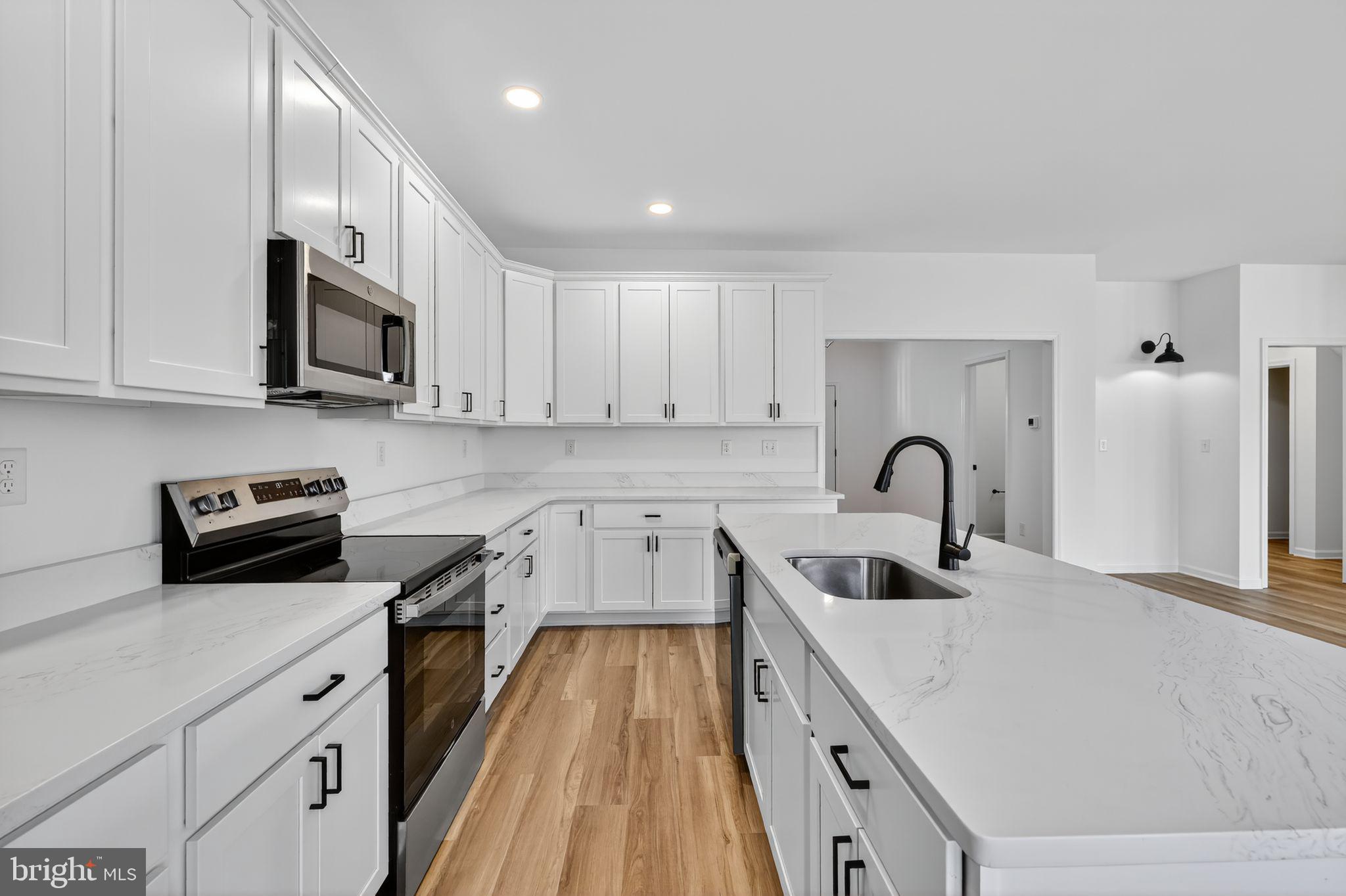 QUINN'S LANDING - Residential