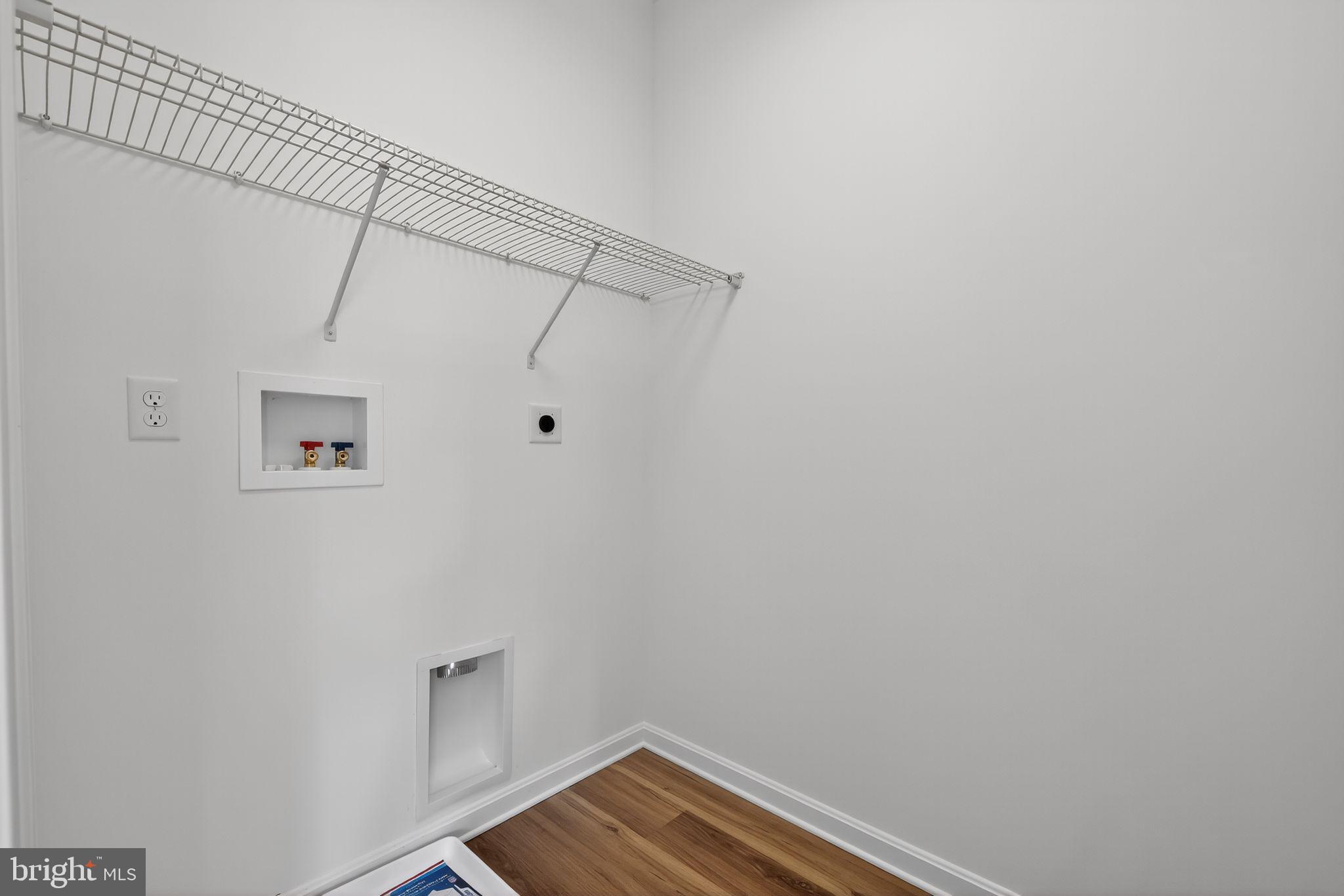 QUINN'S LANDING - Residential