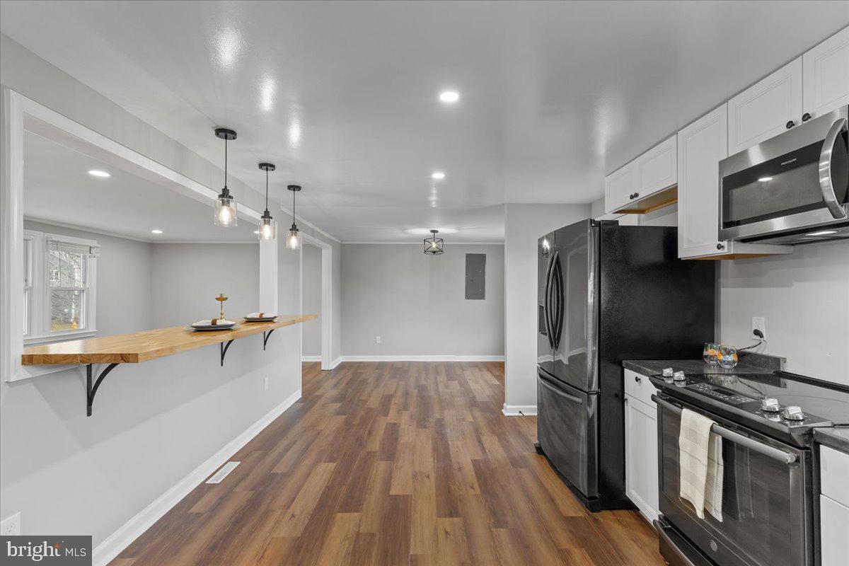 CLIFFTON ON THE POTOMAC - Residential