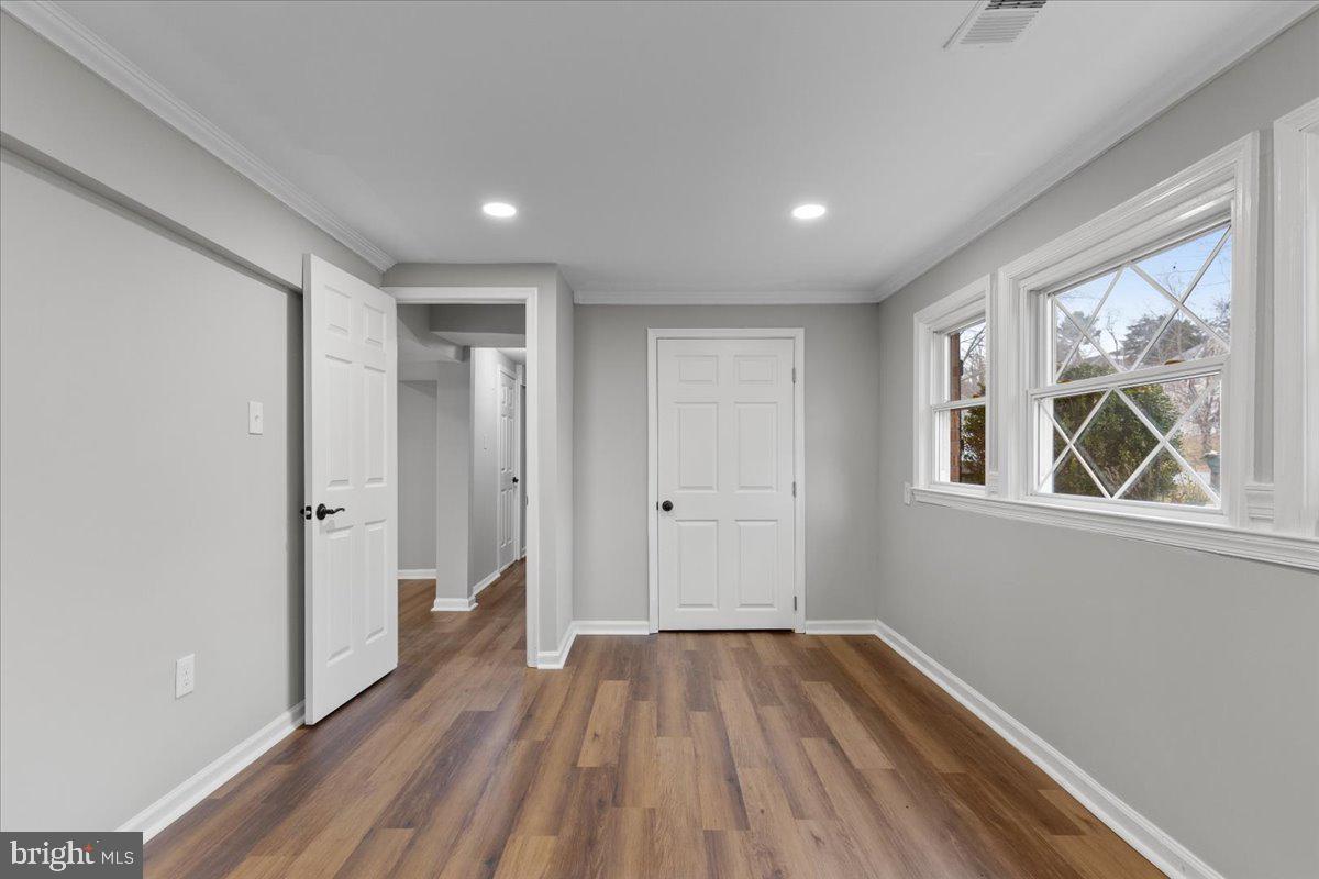 CLIFFTON ON THE POTOMAC - Residential