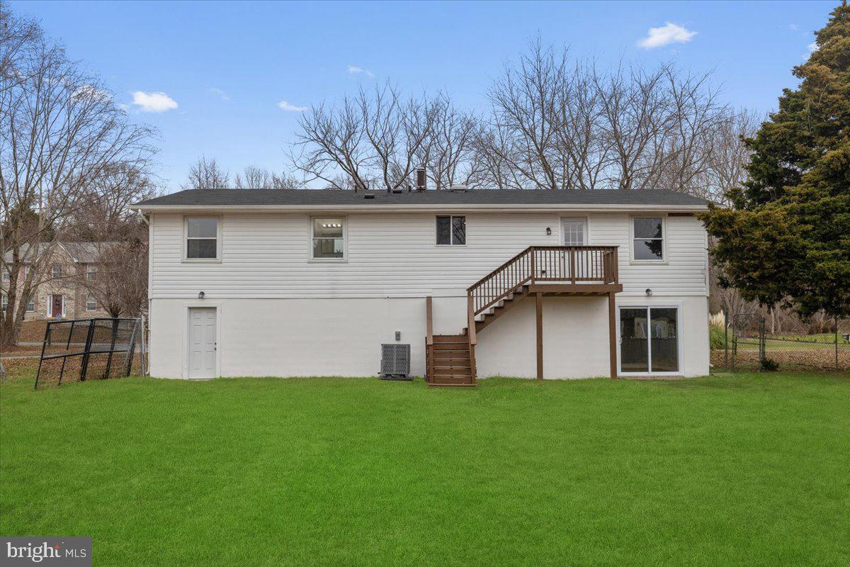 CLIFFTON ON THE POTOMAC - Residential