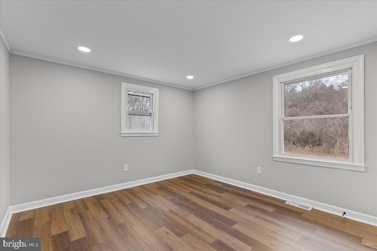 CLIFFTON ON THE POTOMAC - Residential