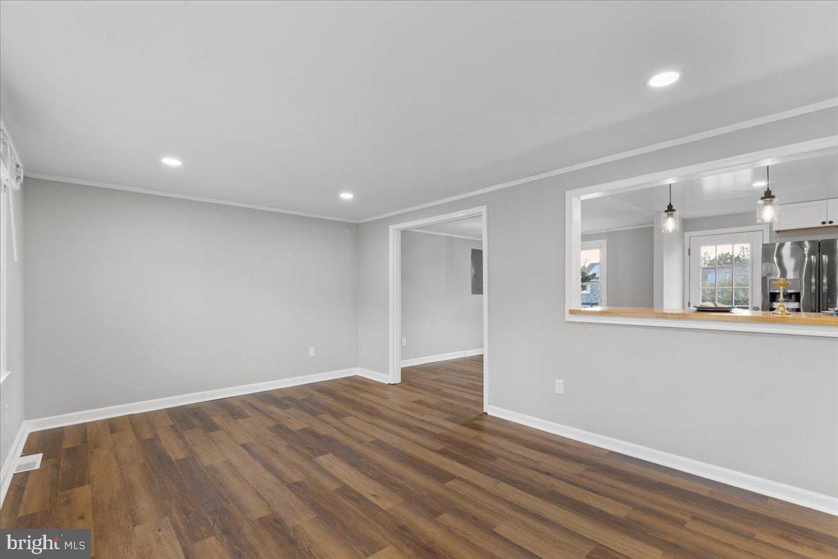 CLIFFTON ON THE POTOMAC - Residential