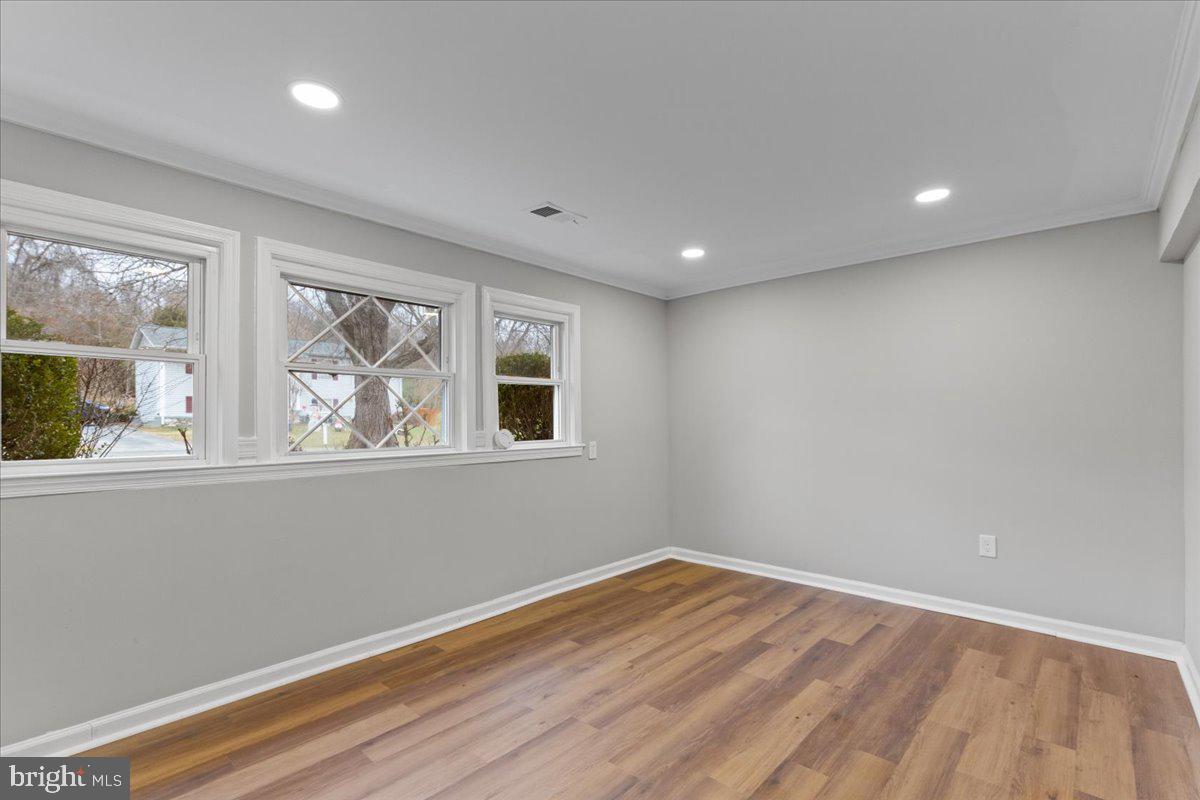 CLIFFTON ON THE POTOMAC - Residential