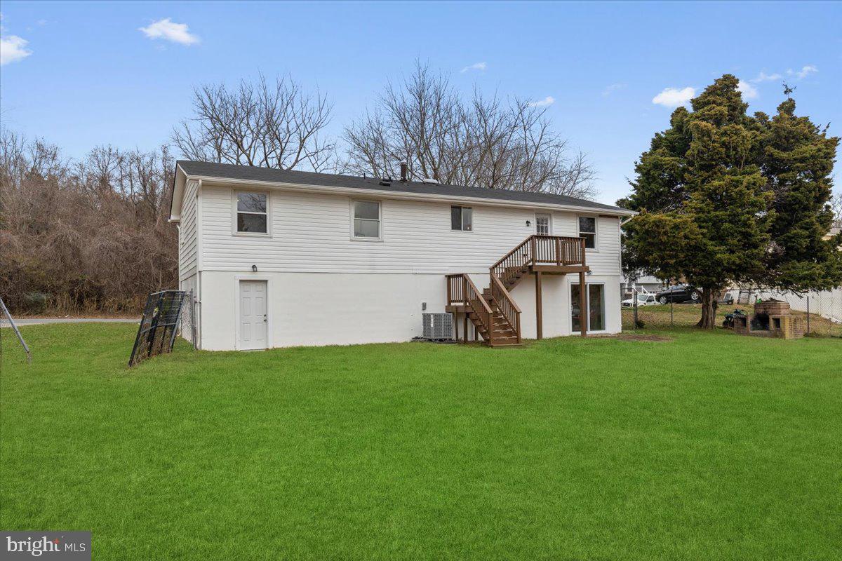 CLIFFTON ON THE POTOMAC - Residential