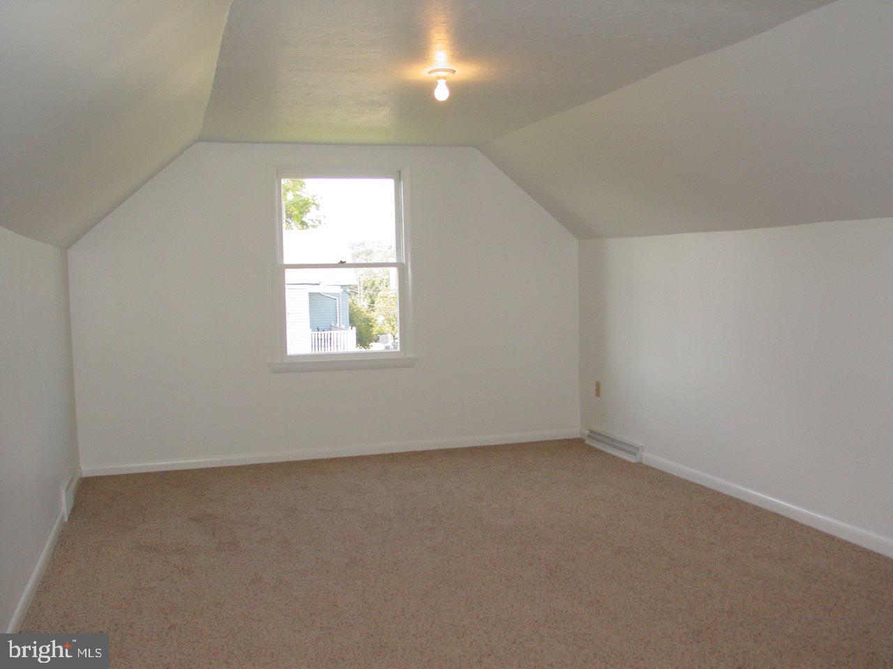 EAST YORK - Residential
