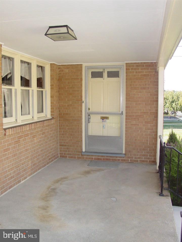 EAST YORK - Residential