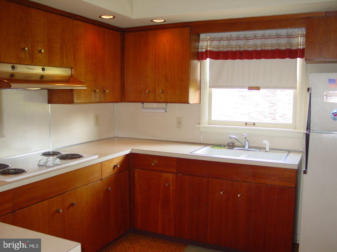 EAST YORK - Residential