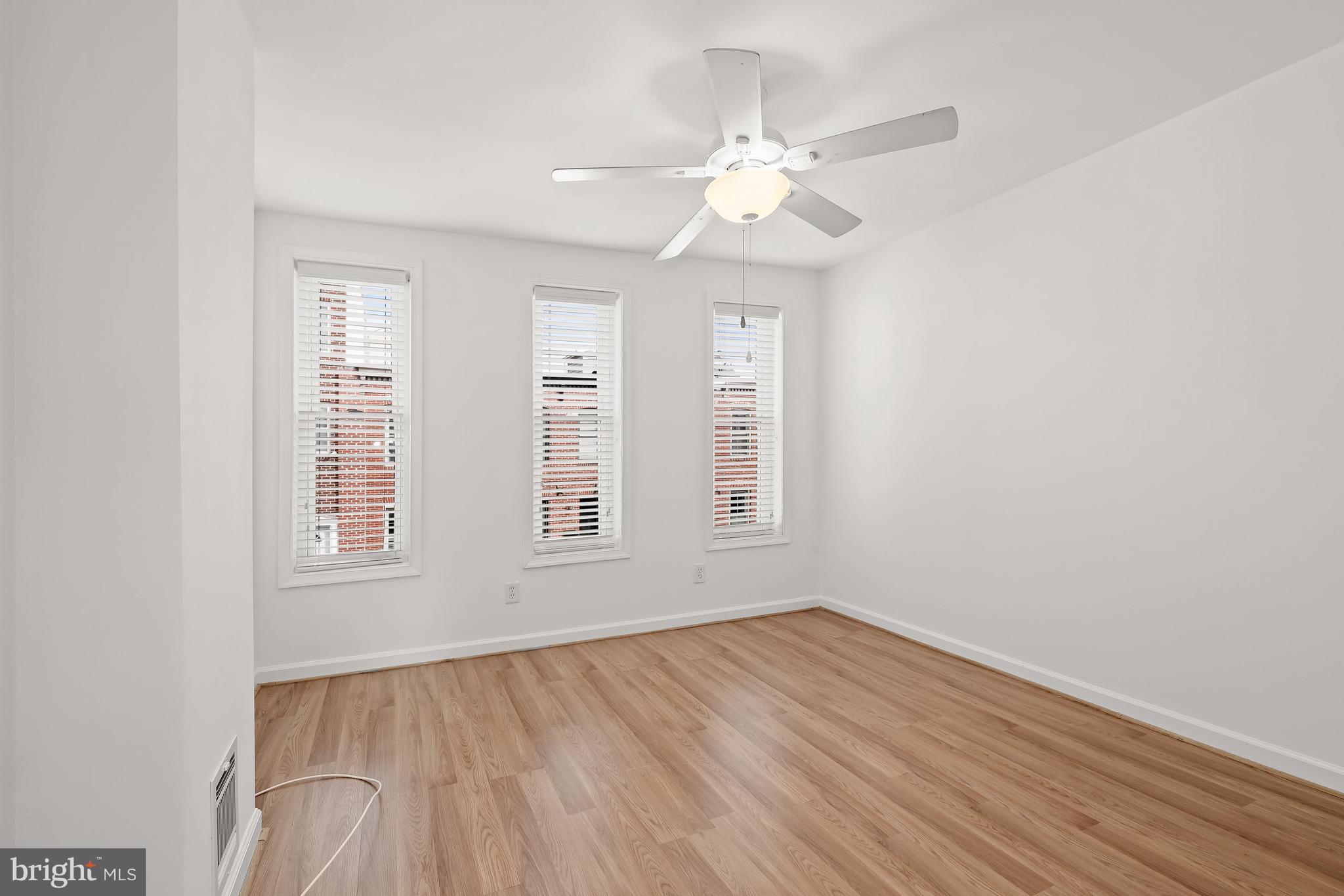 RIVERSIDE - Residential