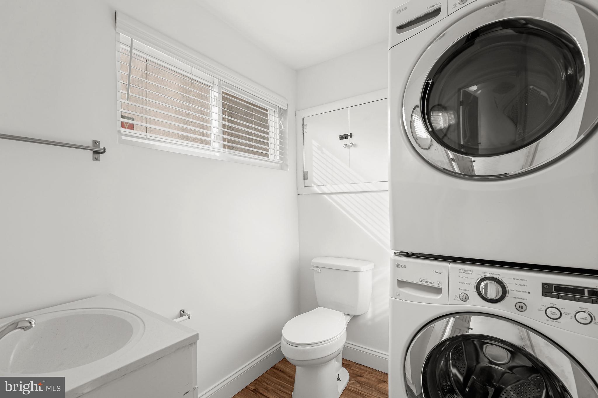 RIVERSIDE - Residential