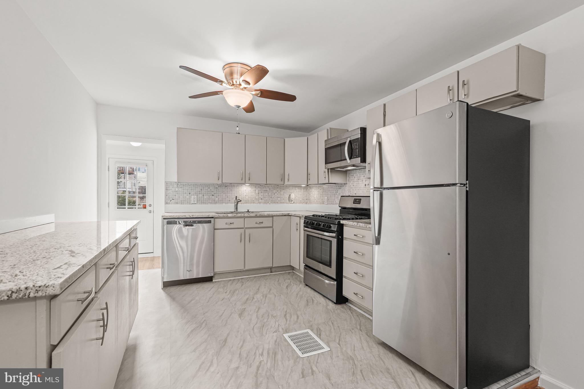 RIVERSIDE - Residential