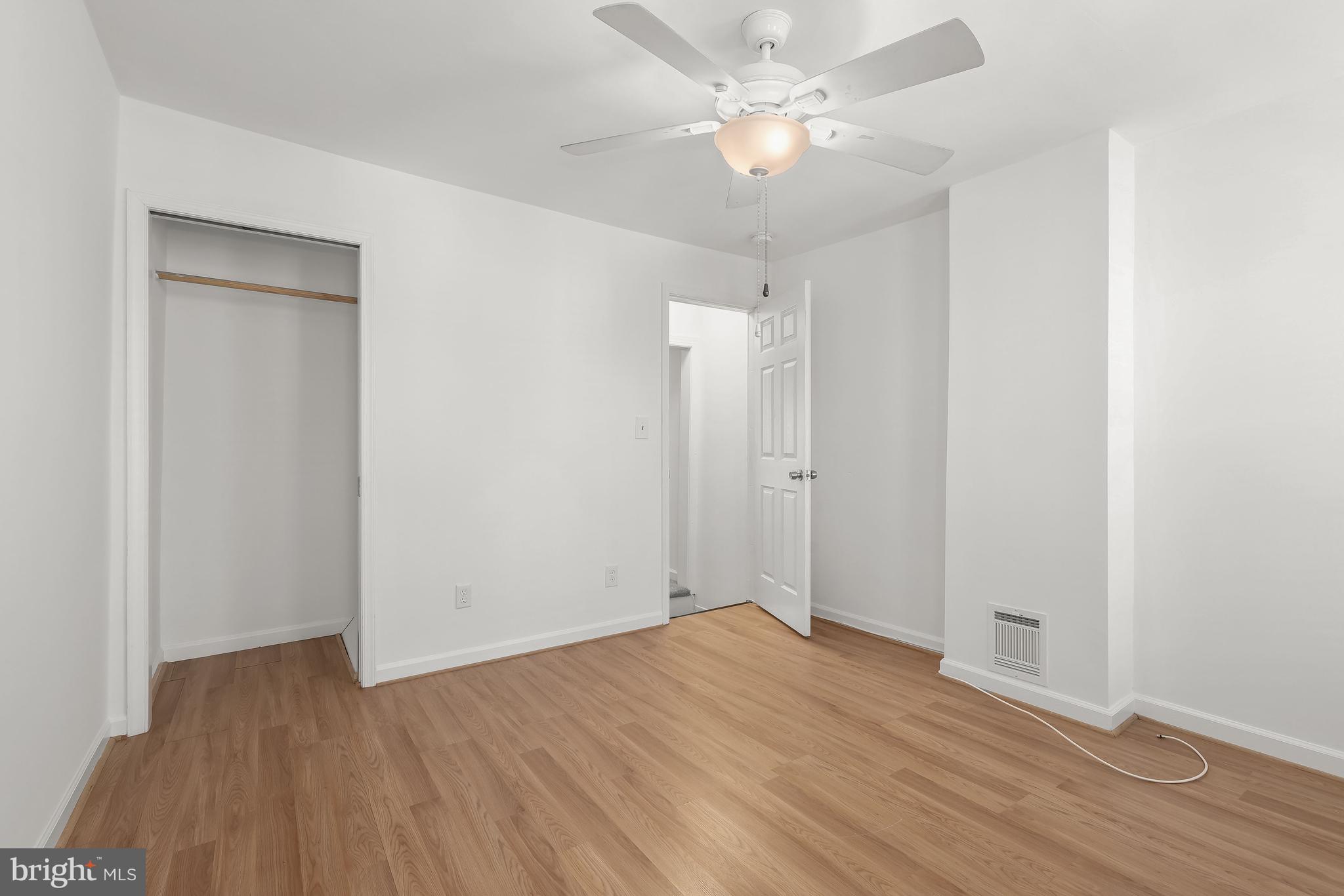 RIVERSIDE - Residential