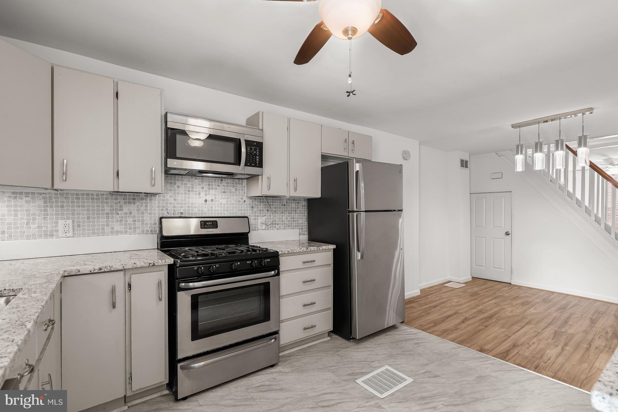 RIVERSIDE - Residential