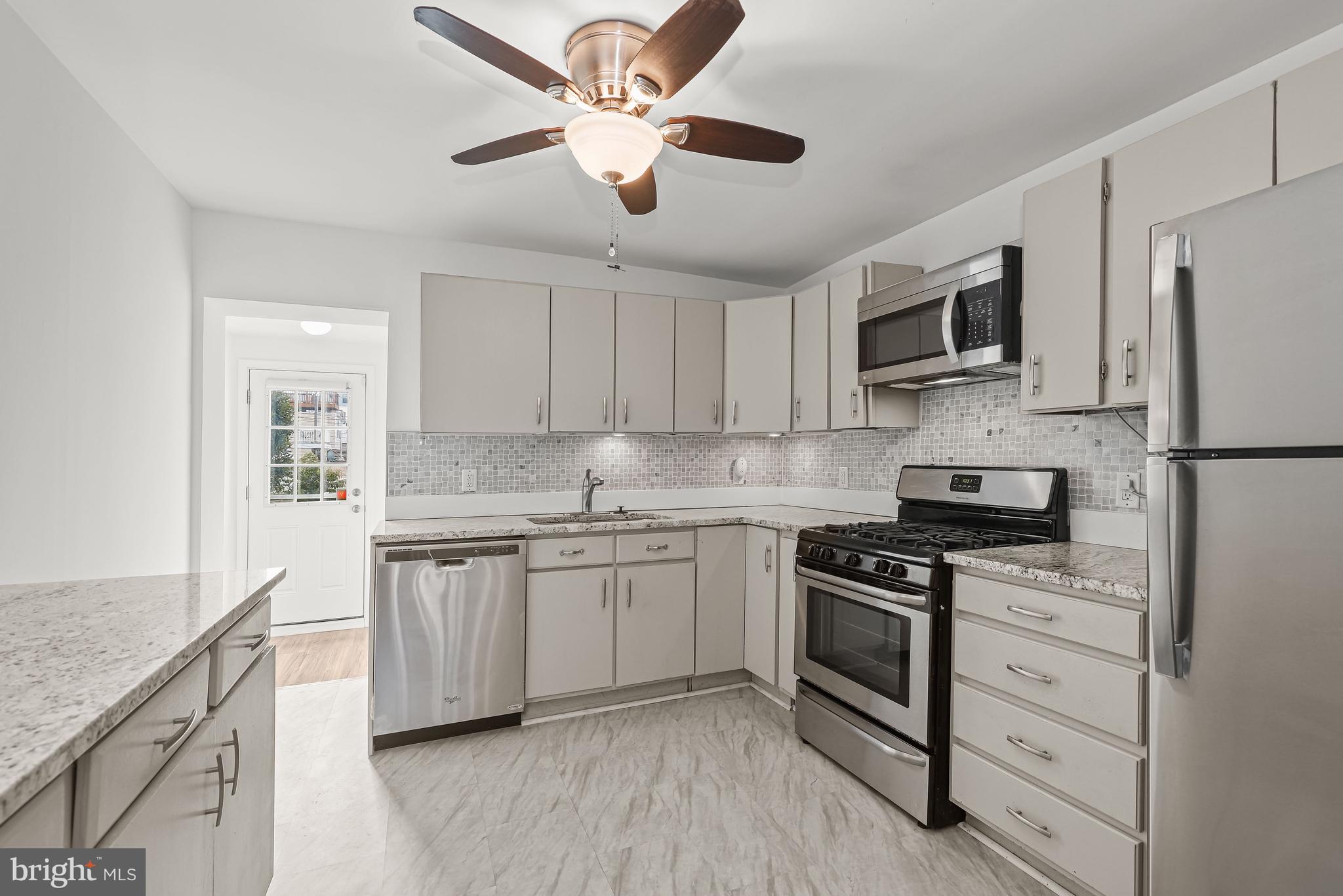 RIVERSIDE - Residential