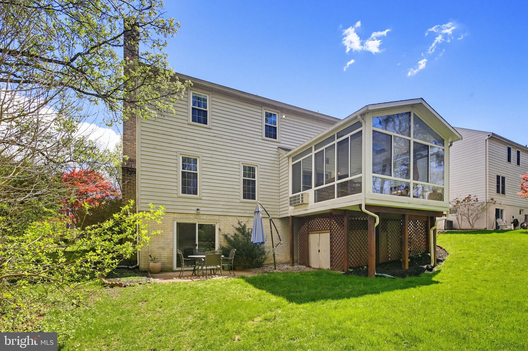 WARFIELDS RANGE - Residential