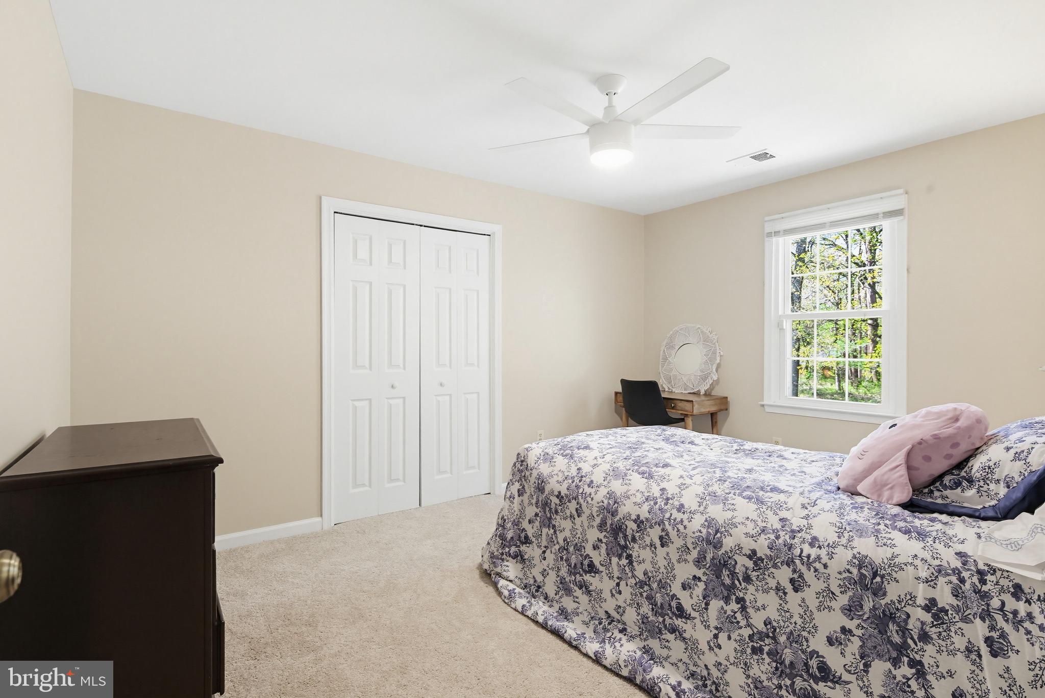 WARFIELDS RANGE - Residential