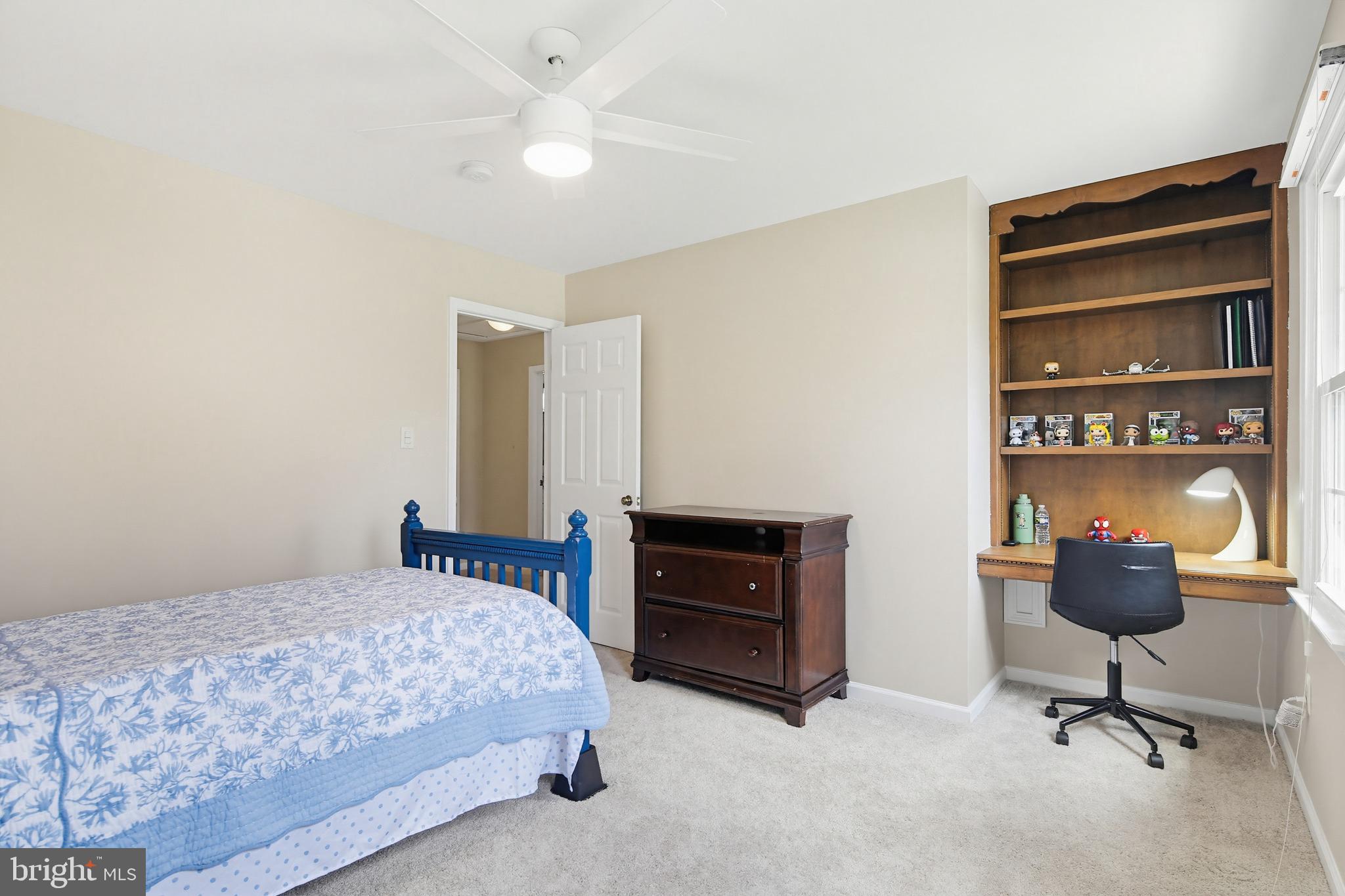 WARFIELDS RANGE - Residential