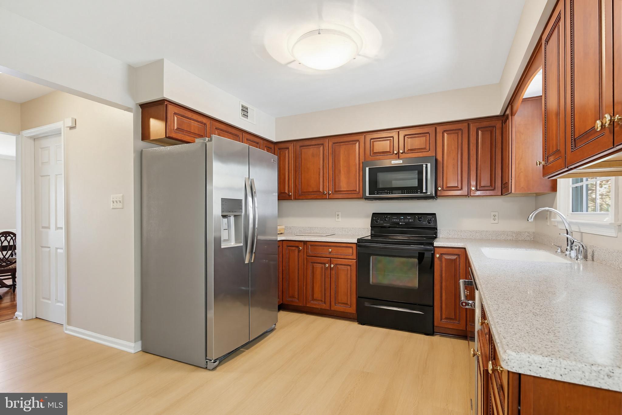 WARFIELDS RANGE - Residential