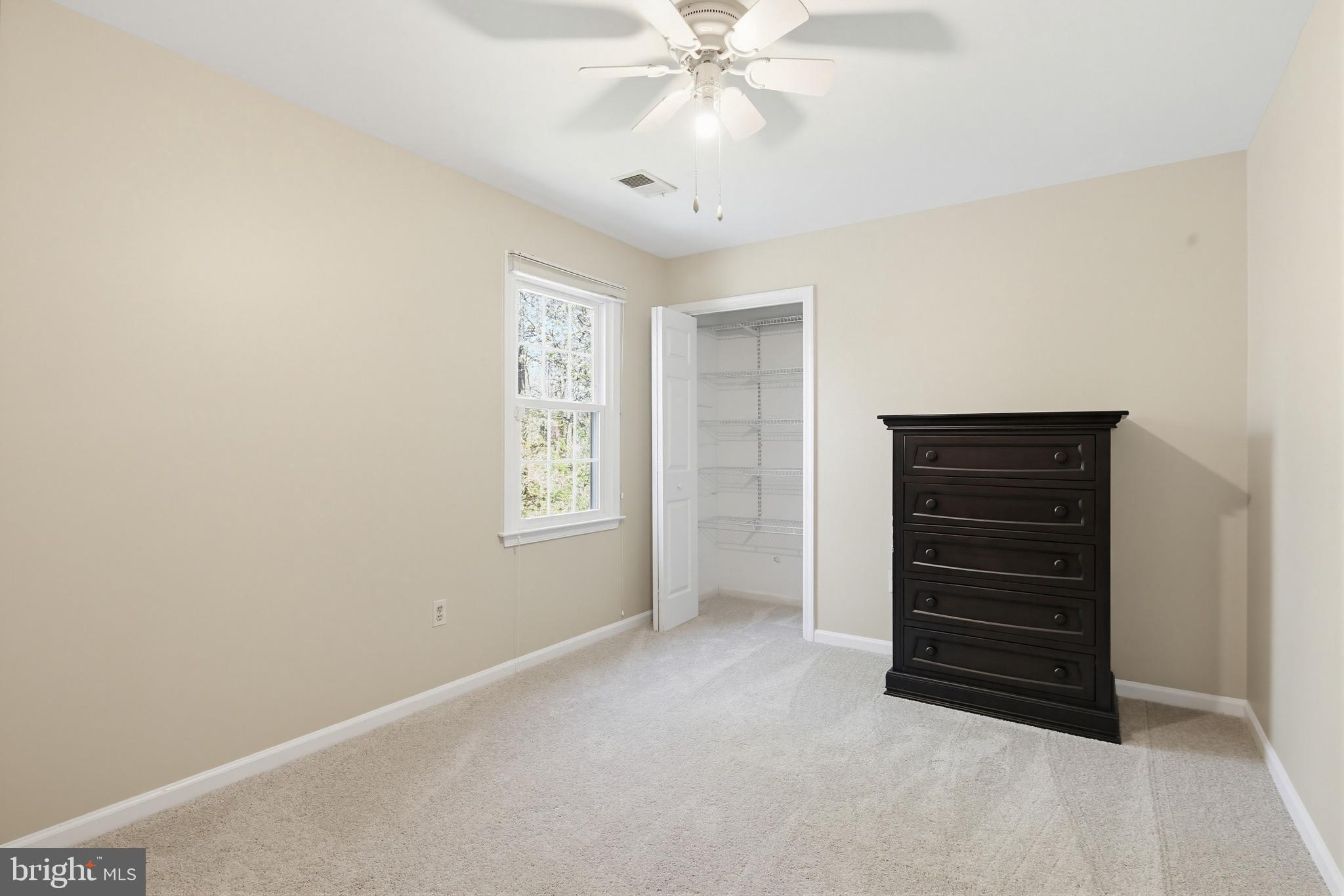 WARFIELDS RANGE - Residential