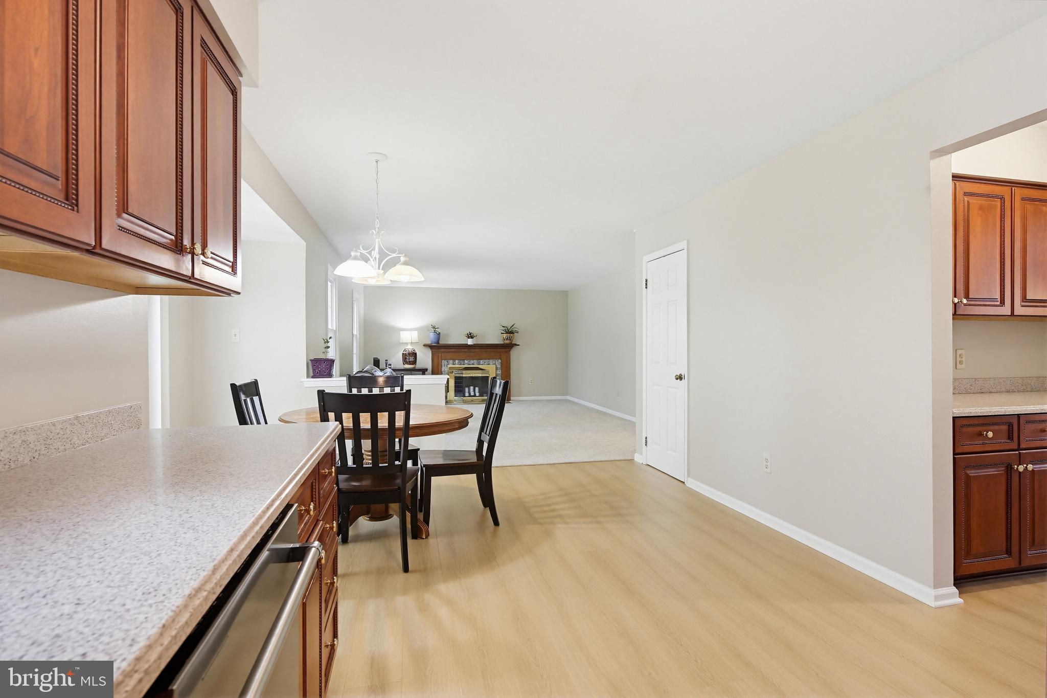 WARFIELDS RANGE - Residential