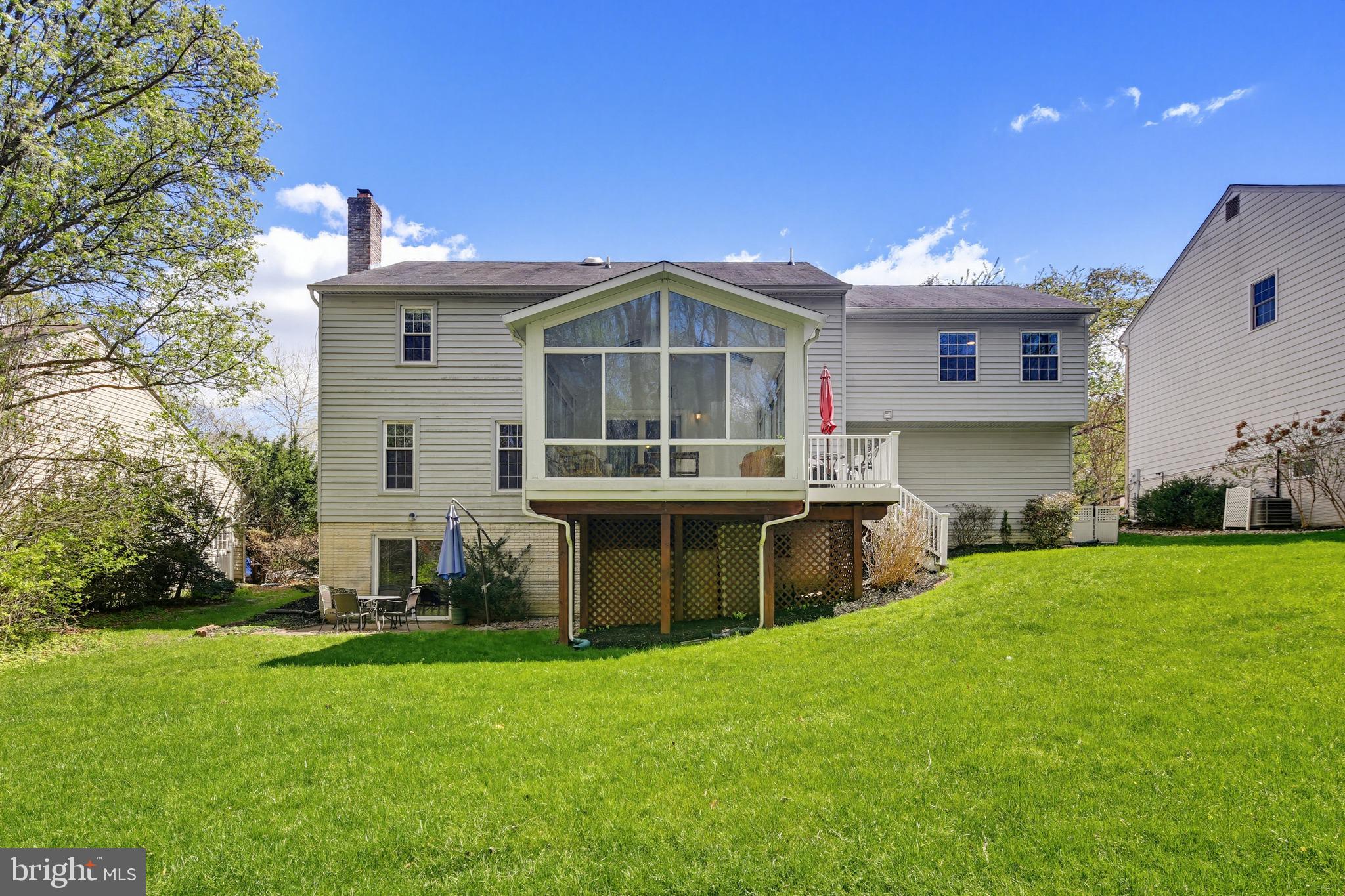 WARFIELDS RANGE - Residential