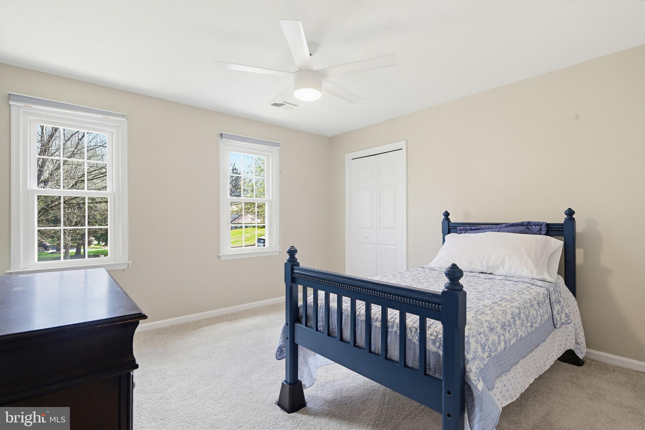 WARFIELDS RANGE - Residential