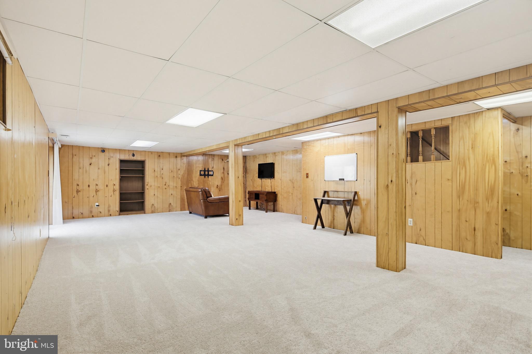 WARFIELDS RANGE - Residential