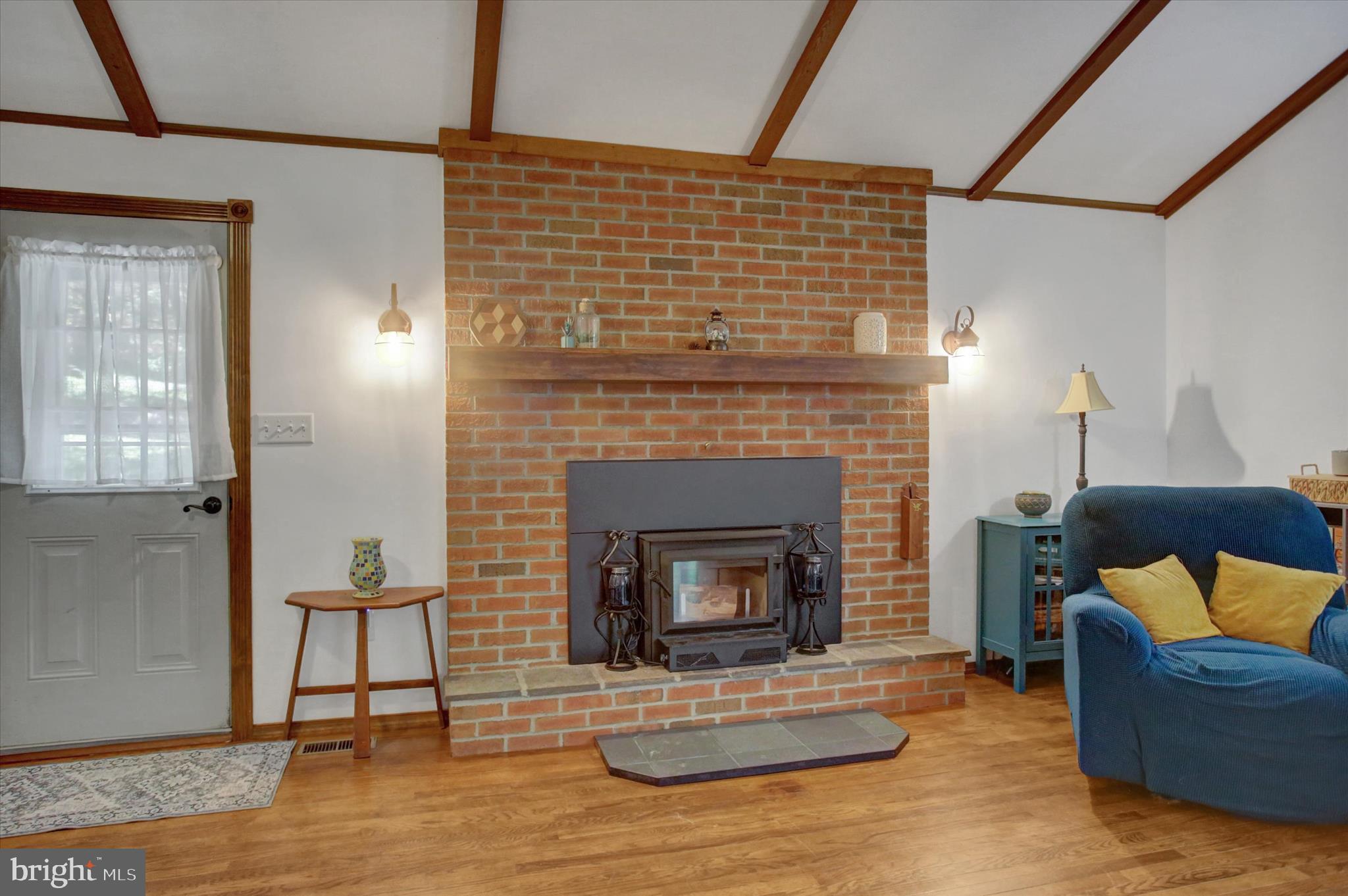 9 WREN TRAIL