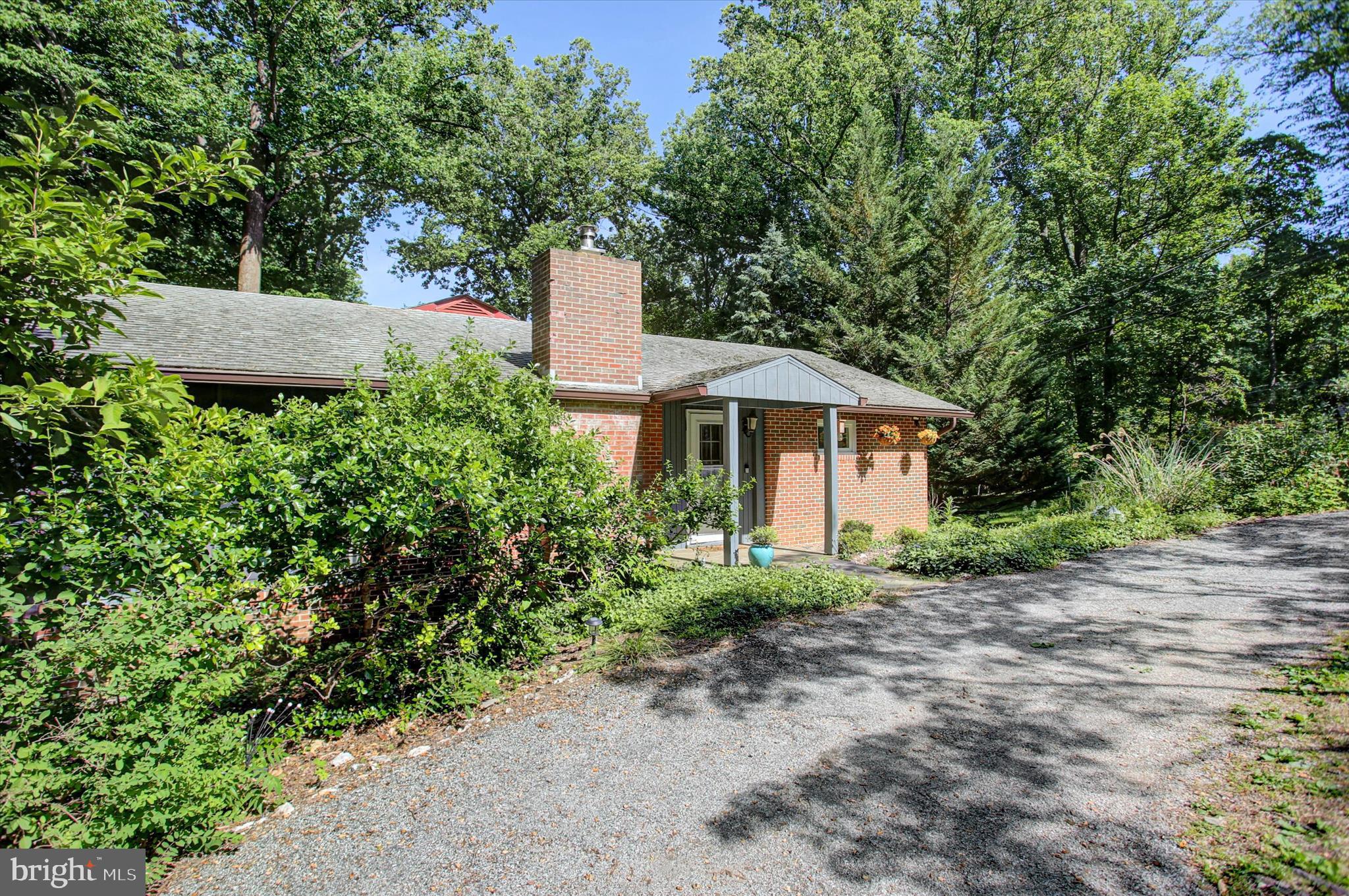 9 WREN TRAIL