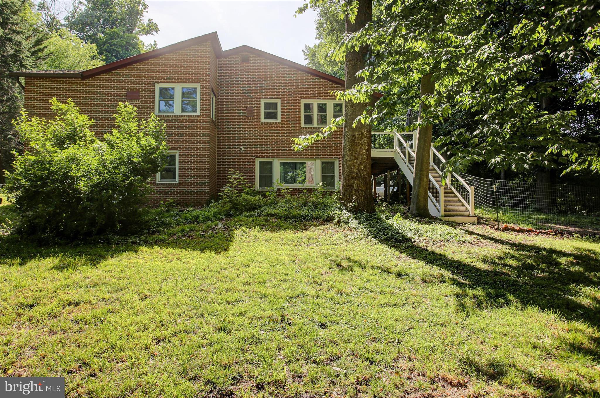 9 WREN TRAIL