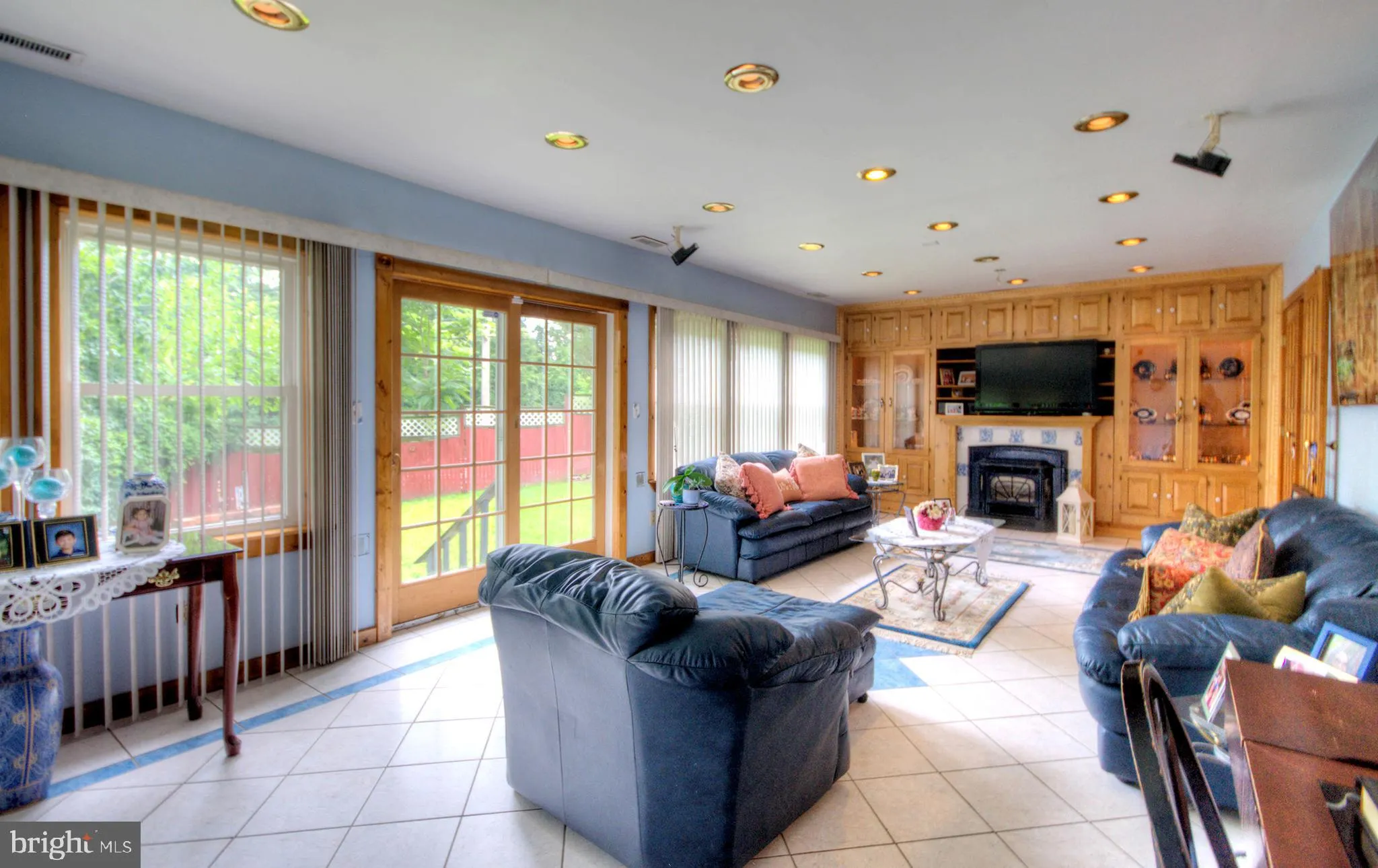 Cherry Hill, New Jersey 08003, United States, 4 Bedrooms Bedrooms, ,3 BathroomsBathrooms,Residential,Active,170103