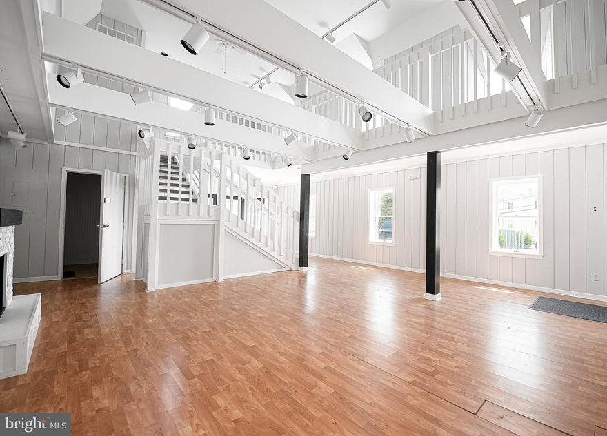 Great location and opportunity to lease in the heart of downtown Bel Air. Free standing building in excellent condition. Approximately 1,264 sqft of space.  Perfect for your retail shop or office/business use. Plenty of parking surrounding space. Open floor plan with second level loft area with exposed beams giving it great character and charm. 1/2 block off of Main Street! Space comes with one assigned parking spot.  Plenty of parking for customers surrounding property on Lee and Main Street.  Don't miss out on this opportunity to grow your business!